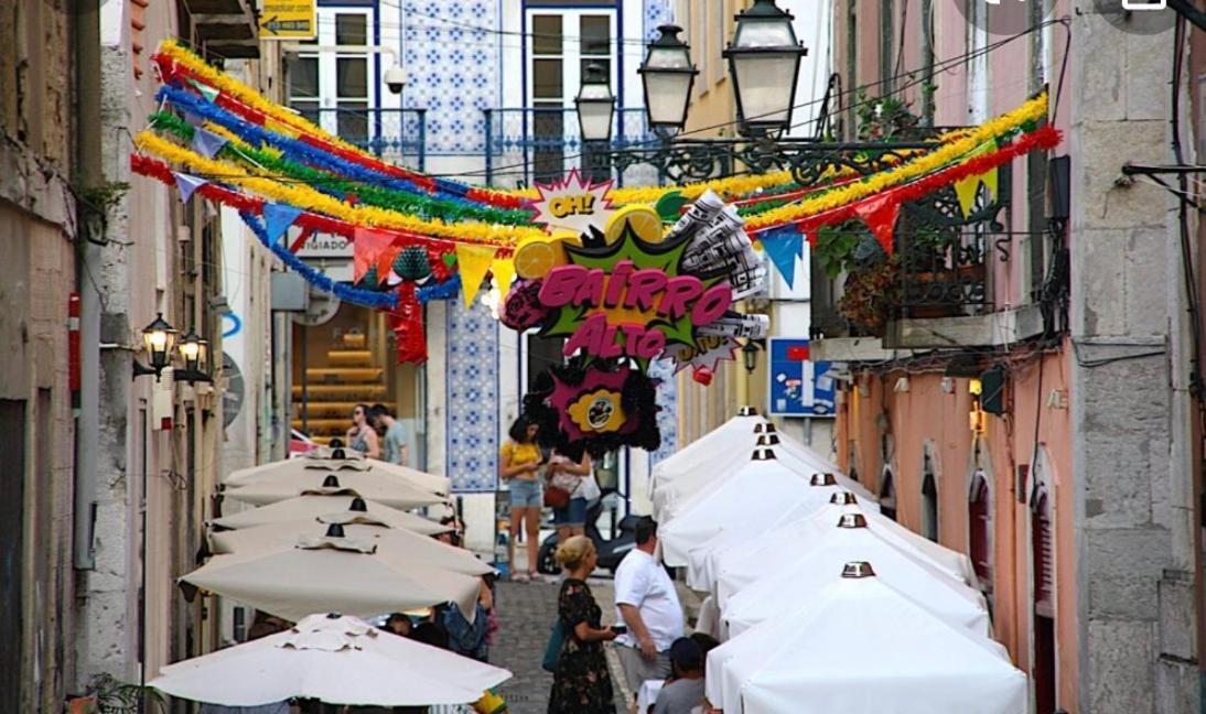 Love Inn Bairro Alto 4 Лиссабон Экстерьер фото